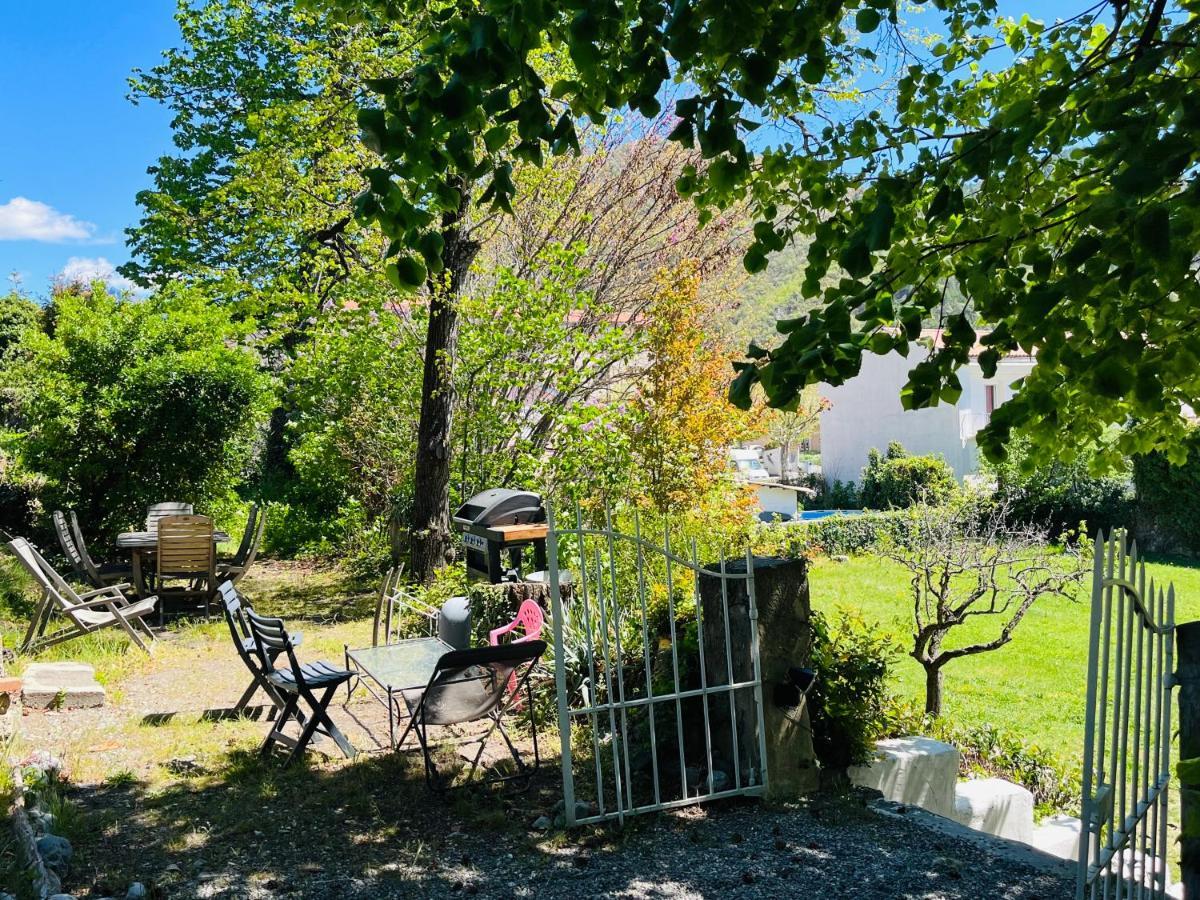 Les Glycines, Charmant Studio Au Calme Dans Batisse De Maitre Proche Du Centre Ville Parking Gratuit Digne-les-Bains Kültér fotó